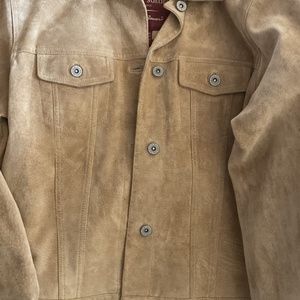 Eddie Bauer Seattle Suede Like New
